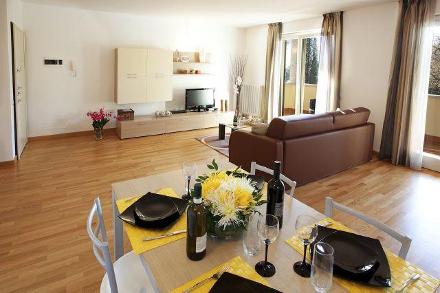 Tremezzo Residence-11 Apartments To Choose From In An Exclusive Residence By Italian Apartments 외부 사진