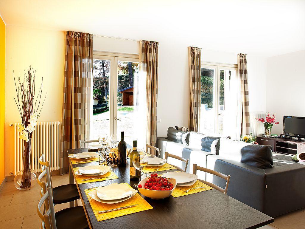 Tremezzo Residence-11 Apartments To Choose From In An Exclusive Residence By Italian Apartments 외부 사진