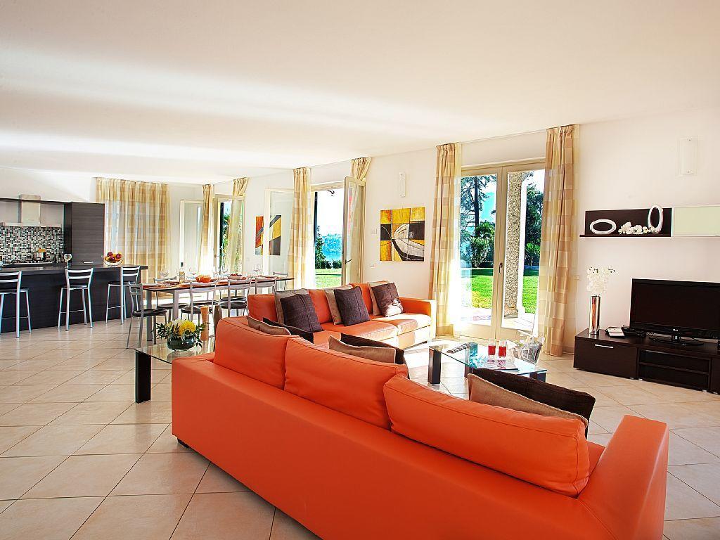 Tremezzo Residence-11 Apartments To Choose From In An Exclusive Residence By Italian Apartments 외부 사진